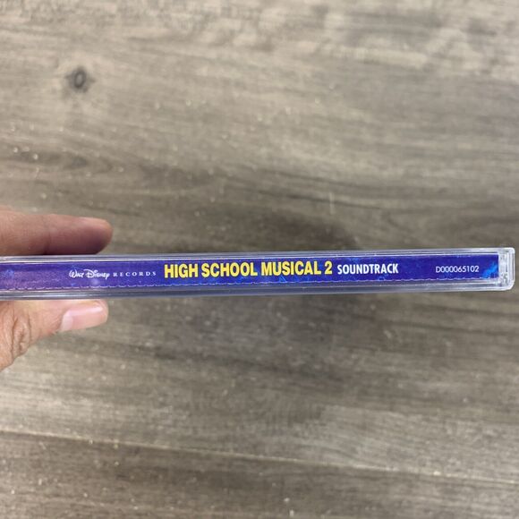 Disney High School Musical 2 - Disney Origianl Soundtrack CD - Picture 3 of 9